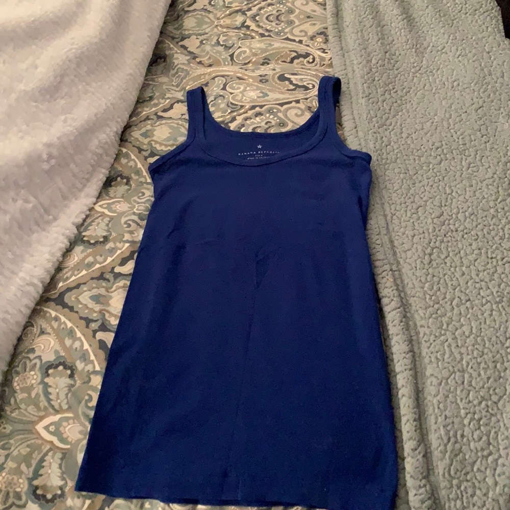 Colbolt blue tank top